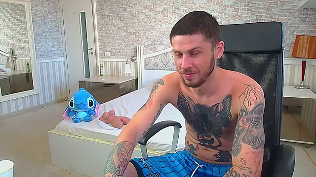JonahShaw Live XXX-chat