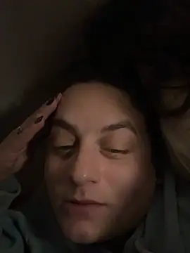 indierotic Adlı Modelin Canlı XXX Sohbeti