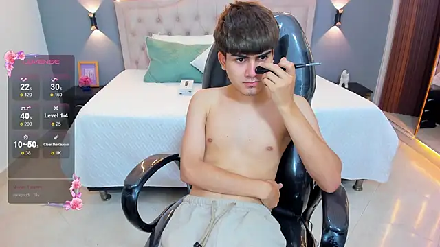 Chat XXX en directo de Tommy18__