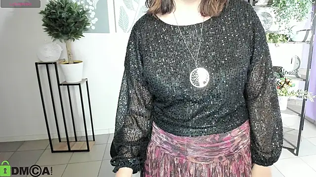 MartaEdams' Live XXX Chat