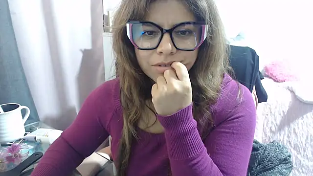 KatteAngelLat's Live XXX Chat