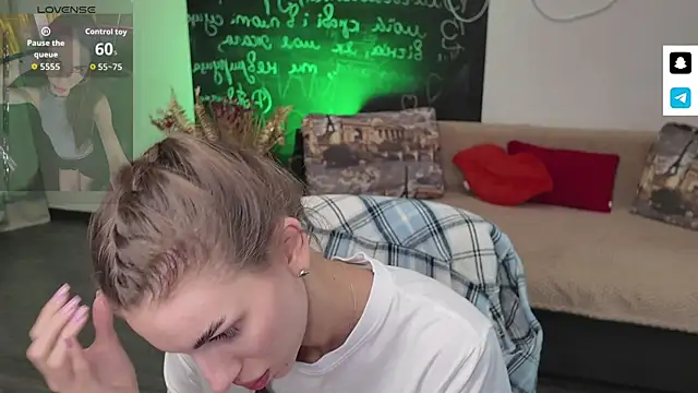 GracefulDoll's Live XXX Chat
