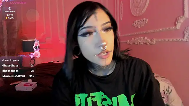צ'אט XXX בשידור חי של Kat_VonDe