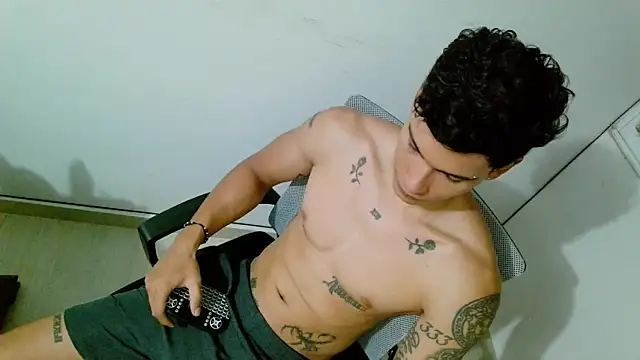 srghost333's Live XXX Chat