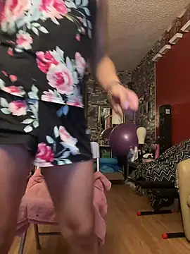 צ'אט XXX בשידור חי של TranSexualJade95