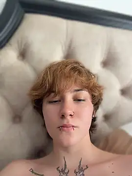 IceMur's Live XXX Chat