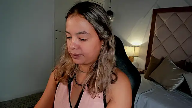 Chat +18 de dulce_lyraa1 ao vivo