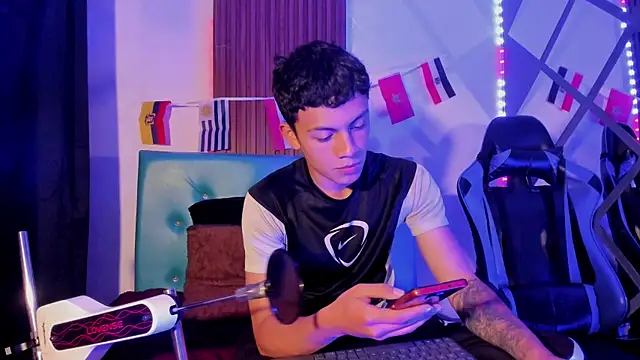 Chat XXX en directo de Mike_red