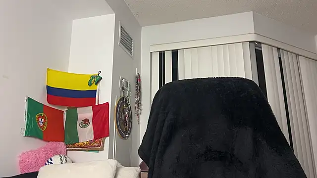 alanahart XXX чат на живо