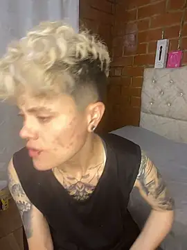 Megan-c's Live XXX Chat