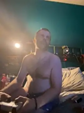 charactrzero élő XXX-chatje