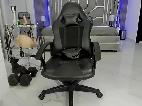 Chat +18 de master_leather ao vivo