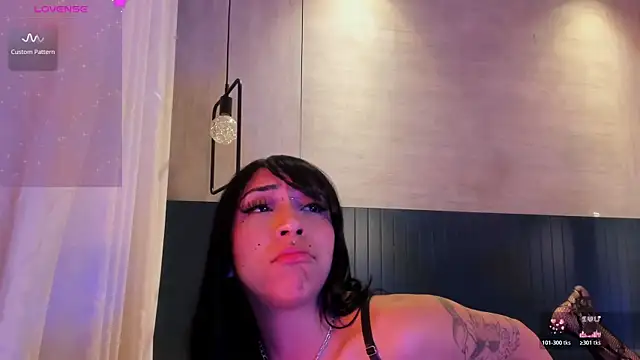 XXX chat uživo modela ByVanessa