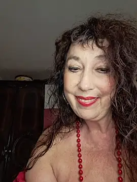 GypsyEsmeralda's Live XXX Chat