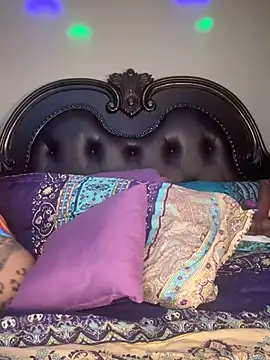 RenaThickAss' Live XXX Chat