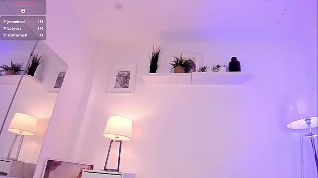 Frrancesca_のライブXXXチャット