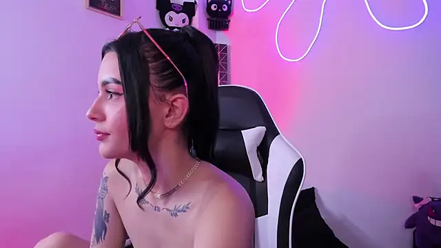 CarolineEvanss_11 现场XXX聊天