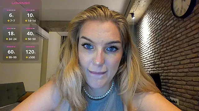 fifteenpoem Chat XXX in diretta