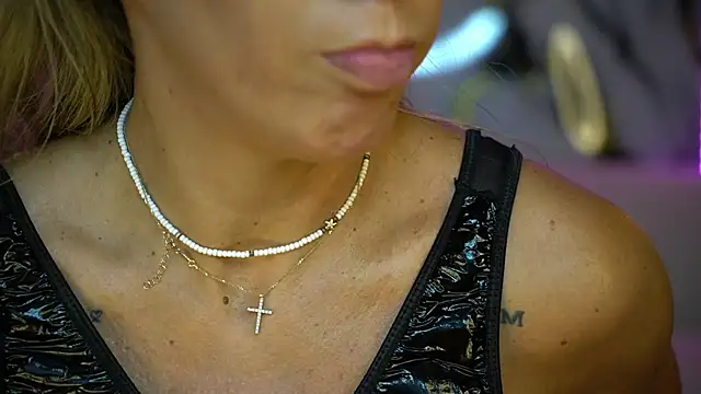 anneswhite লাইভ XXX চ্যাট