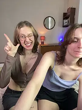 Chat XXX en directo de Jitoon_Exe