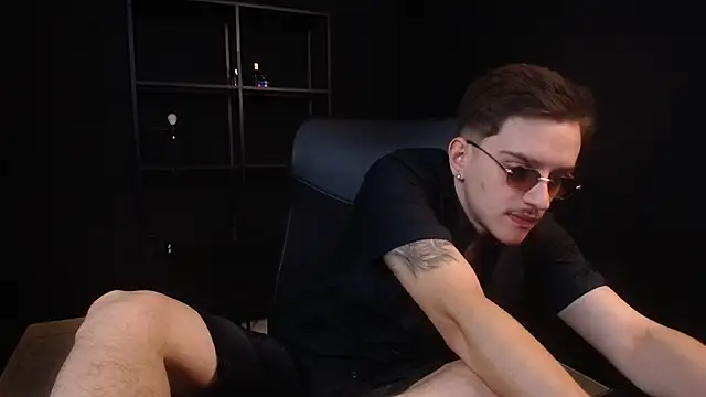 XXX chat uživo modela FelixStarkk