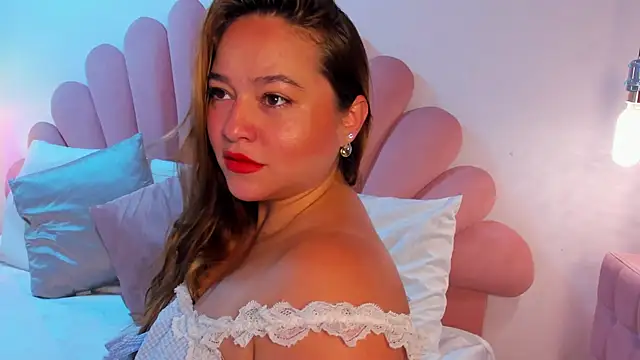 SabrinaVantress Chat XXX live