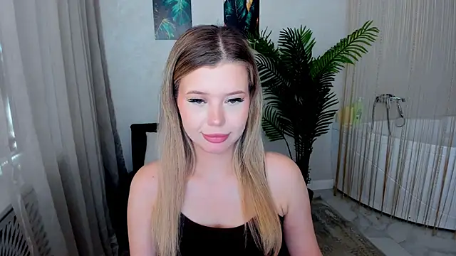 FollowLovee's Live XXX Chat