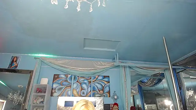 ADRIANNA_FOX Chat XXX live