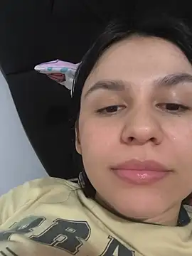 Daniela-roseen Live XXX chat