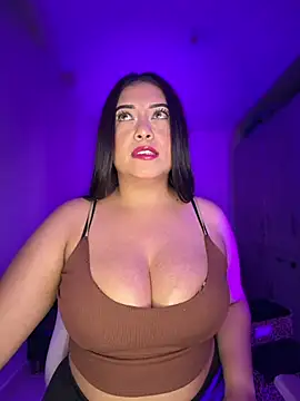 cami_ortiz__'s Live XXX Chat