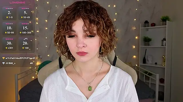 Kira__Fluffy Live XXX-Chat
