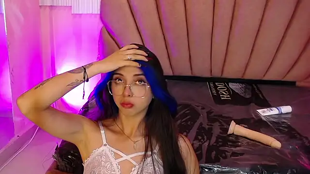 Czat XXX na żywo – Kyomi_Hunt