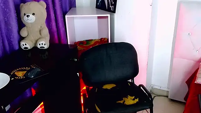 Angel_foxc13 live XXX chat