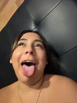 MelodyRey__ Adlı Modelin Canlı XXX Sohbeti