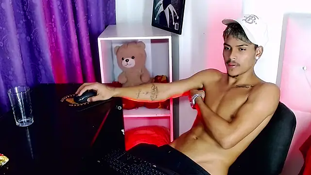 Chatroom XXX en direct de Angel_foxc13