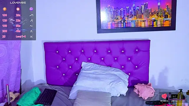ebony_NeighborMoans' Live XXX Chat