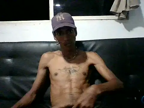 AlbertBigCock 现场XXX聊天