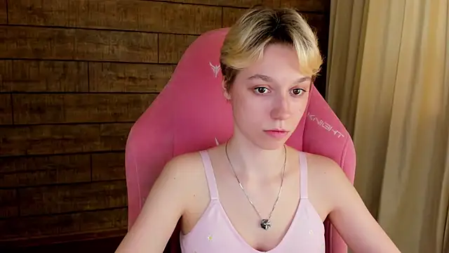 AgataGate Adlı Modelin Canlı XXX Sohbeti