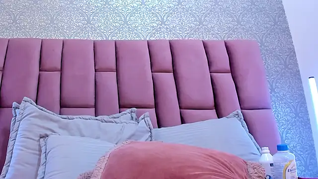 Chat XXX en directo de DianaRed_