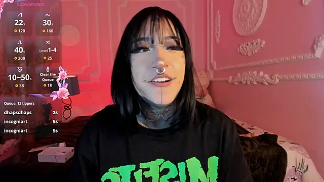 Kat_VonDe Live XXX-Chat