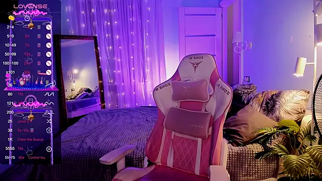 AnyaTaylor_ Live XXX-Chat