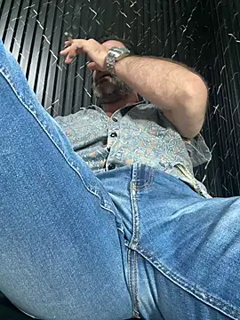 Chat XXX en directo de Hairy_Dad86
