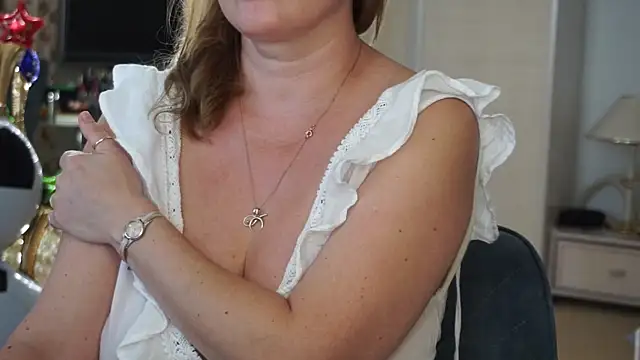 moonlight4u live XXX chat