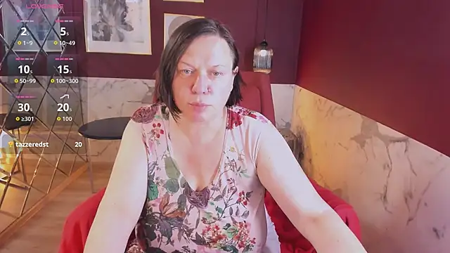 Chatroom XXX en direct de KellyPerfection