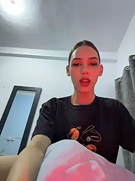 Chat +18 de Carlita_cute ao vivo