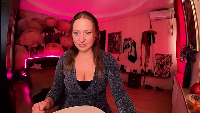 MadDuo live XXX chat