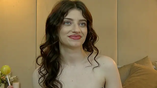 Chat +18 de EllieWest ao vivo