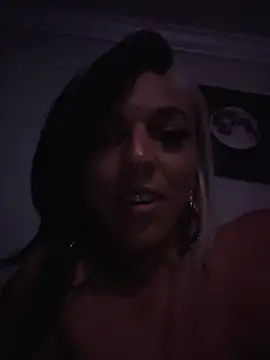 lil_jiggly élő XXX-chatje
