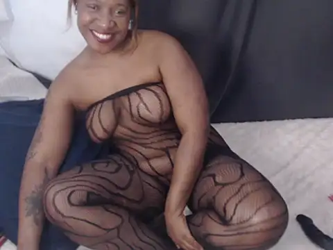 VelvetBooty's Live XXX Chat