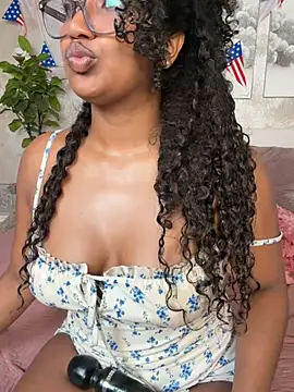 MilaTeenX's Live XXX Chat